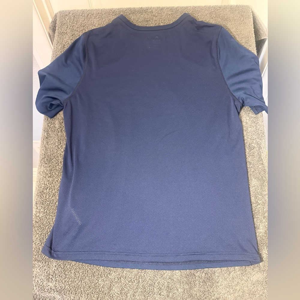 Reebok Navy Performance Tee - Picture 2 of 4